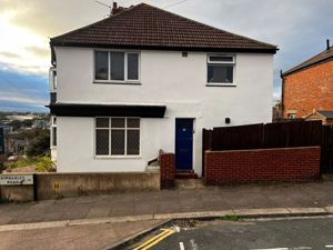 Photo 12- click for photo gallery